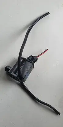 KIA Rio Windshield washer spray nozzle 