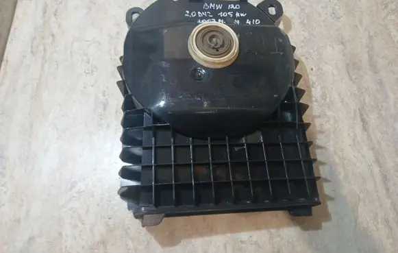 BMW 1 E81 E87 Subwoofer speaker 18820010