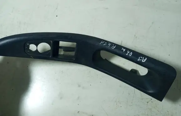 Audi A3 S3 8L Front door window switch trim 8L3867171 8L3867171B 17566