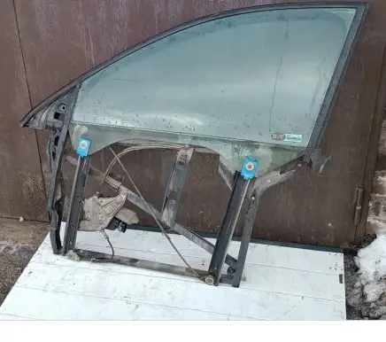 Audi A6 S6 C5 4B Front door window/glass frame 4B0837753A