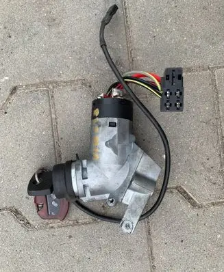 Mercedes-Benz Vito Viano W638 Ignition lock