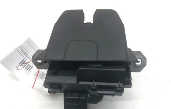 Ford Focus Tailgate exterior lock 8M51-R442A66-DB