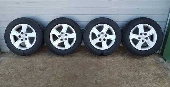 Toyota Auris 150 R15 alloy rim 261102D90