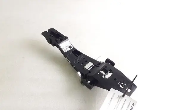 Land Rover Discovery 4 - LR4 Rear door exterior handle/bracket CXF500033 CXF500043 AH2224995DB