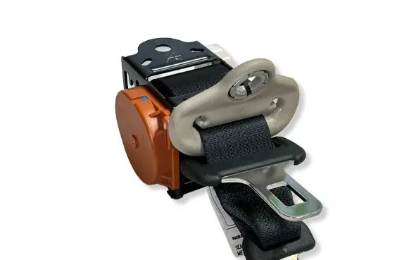 Nissan Micra Middle seatbelt (rear) 0539305
