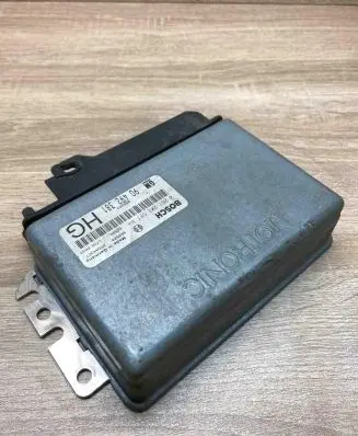 Opel Omega B1 Engine control unit/module ECU 90492381 0261203587