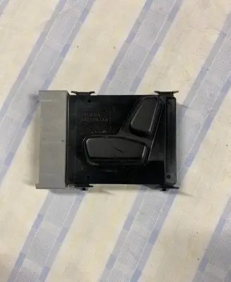 Chrysler Pacifica Seat control switch 68233963AA 10126325