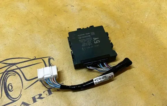 Toyota RAV 4 (XA50) Parking PDC control unit/module 8934042070 89340-42070 82144-42070