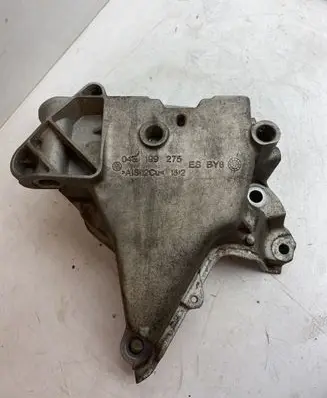 Volkswagen PASSAT B8 Engine mounting bracket 04E199275