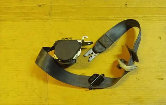 Renault Espace - Grand espace IV Front seatbelt 687503