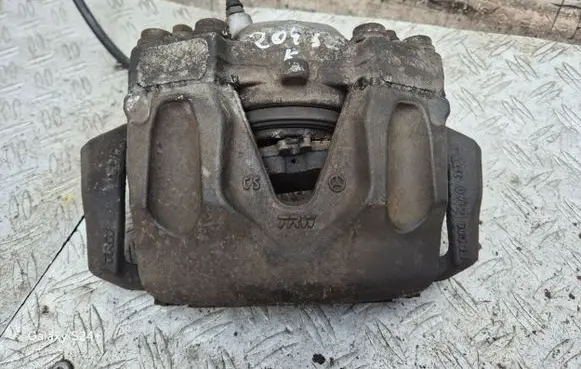 Mercedes-Benz C W204 Front brake caliper 20763 5443C