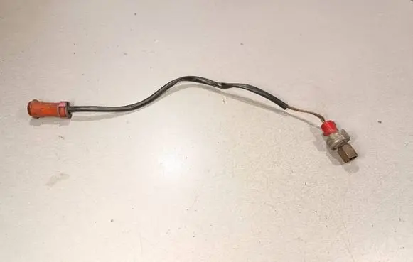 Air conditioning (A/C) pressure sensor
