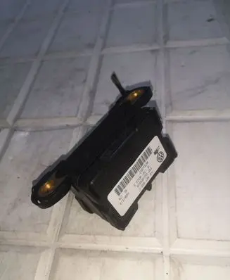 Volkswagen Touran I ESP acceleration yaw rate sensor 1K0907655C