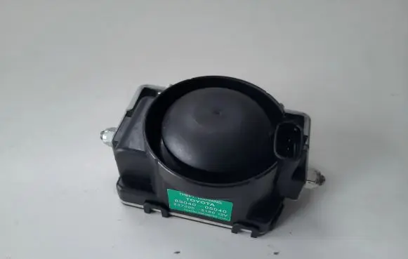 Toyota Avensis T270 Alarm system siren 8904005040