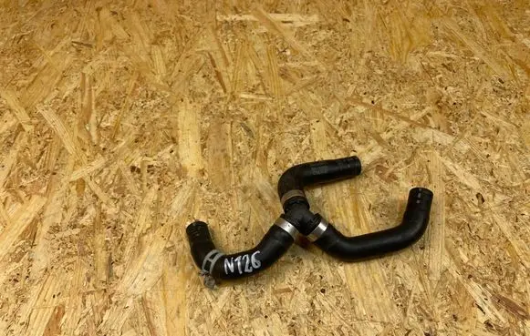 Volvo XC40 Engine coolant pipe/hose 31493282