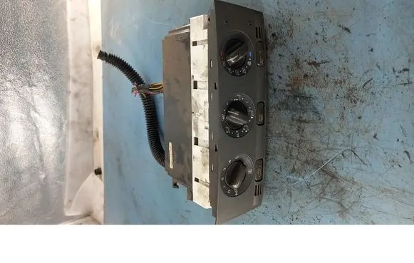 Volvo S40, V40 Air conditioning/heating control unit