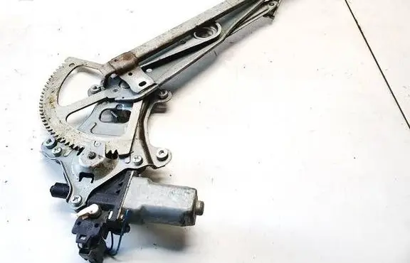 Subaru Legacy Sliding door window regulator with motor