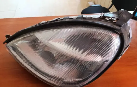 Mercedes-Benz A W168 Headlight/headlamp A1688200161