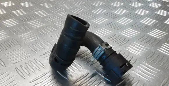 Jaguar XE Engine coolant pipe/hose G4D35H370AA