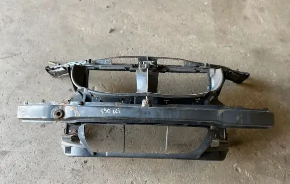 BMW 3 E90 E91 Radiator support slam panel 7146645 51117146645 14191810