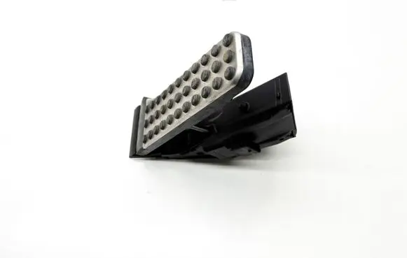 Mercedes-Benz C W205 Accelerator throttle pedal A2533000104