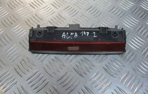 Alfa Romeo 147 Third/center stoplight