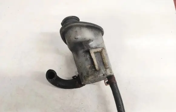 Ford Fiesta Power steering fluid tank/reservoir 96FB3R700DA 96FB-3R700-DA