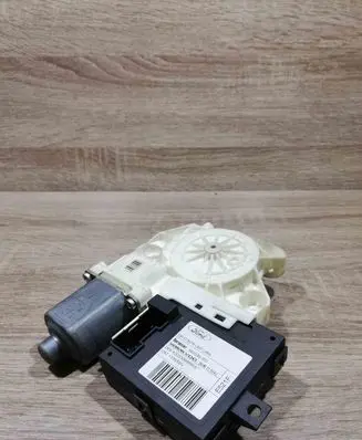 Ford Focus Rear door window regulator motor 5WK11574J 981536103 0130822219