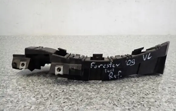 Subaru Forester SH Front bumper mounting bracket