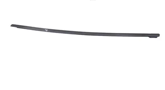 Volkswagen Jetta VI Front door glass trim molding 5C6837839477