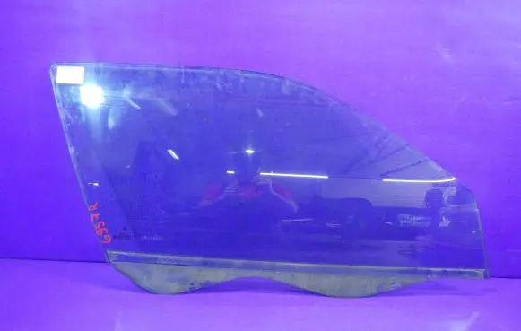 Citroen Xsara Picasso Front door window glass four-door