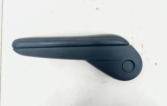 Chrysler Town & Country V Armrest