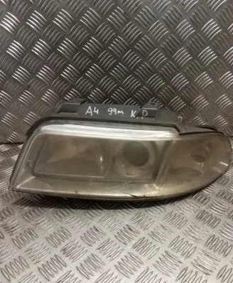Audi A4 S4 B5 8D Headlight/headlamp 8D0941003