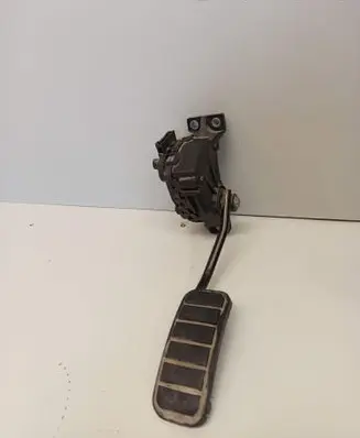 Renault Master II Accelerator throttle pedal 8200724059