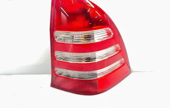 Mercedes-Benz C W203 Rear/tail lights A2038201264