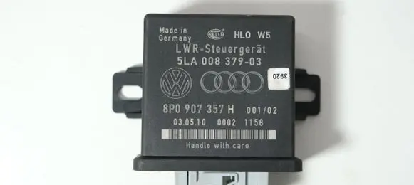 Audi A6 S6 C6 4F Light module LCM 8P0907357H 5LA00837903