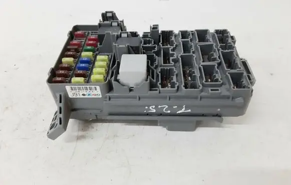 Honda CR-V Fuse module