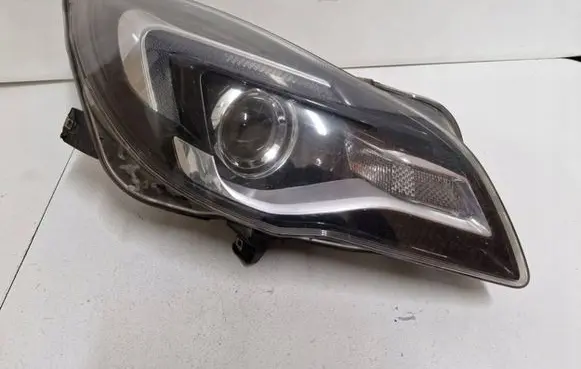 Opel Insignia A Headlight/headlamp 13409909