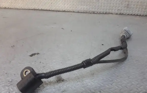 Volkswagen PASSAT B6 Camshaft position sensor 03G906433