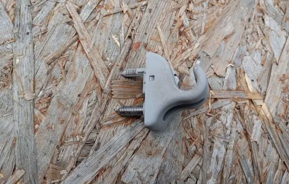 Hyundai i30 Sun visor clip/hook/bracket 