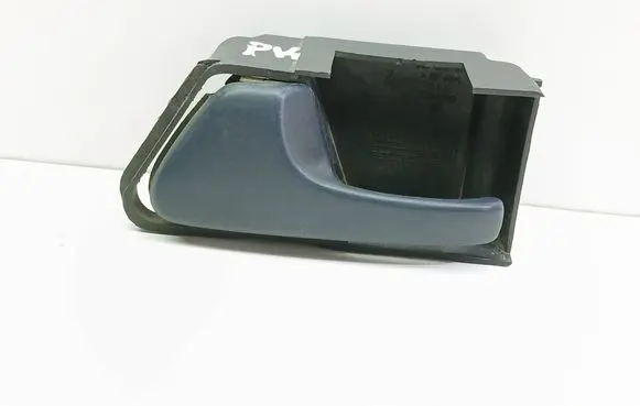 Volkswagen Golf III Front door interior handle 1H0837235