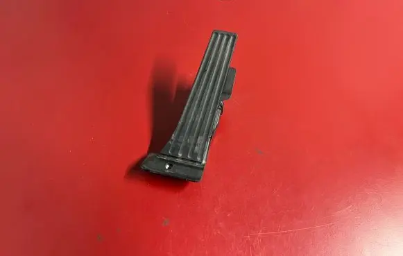 BMW X5 F15 Accelerator throttle pedal 6853175 35426853175