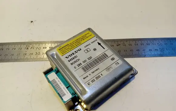 Volvo S70 V70 V70 XC Airbag control unit/module 9459151 0285001220