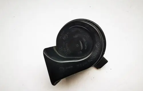 BMW 1 E82 E88 Horn signal E9703881157 7195540