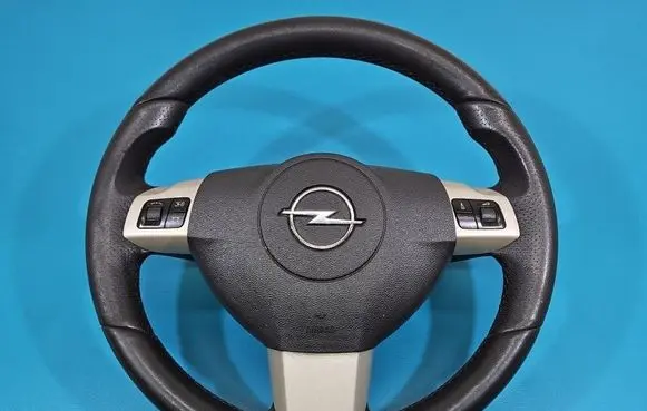 Opel Astra H Steering wheel 13235033 IMPRK1573229
