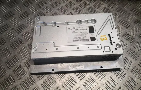 Jaguar XJ X351 Sound amplifier AW9319C164CP