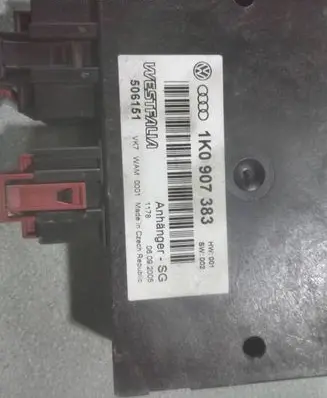 Volkswagen Touran I Tow bar trailer control unit/module 1K0907383 506151