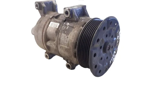 Toyota RAV 4 (XA30) Air conditioning (A/C) compressor (pump) 4472601251 12G01704 5SE12C