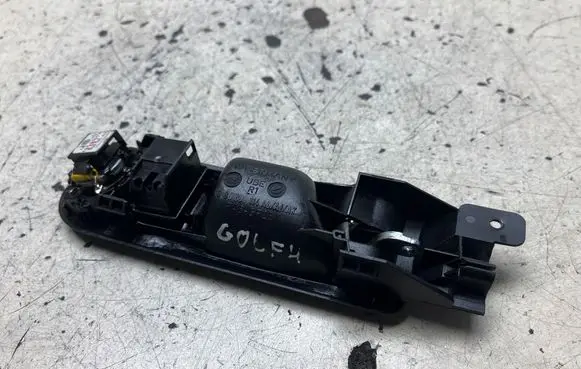 Volkswagen Golf IV Rear door interior handle 3B0839114