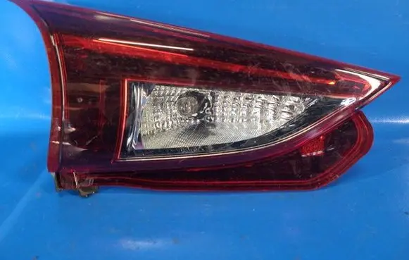 Mazda 3 III Boot/trunk interior light B45C513F0